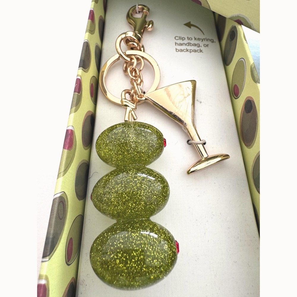 NIB Piper K Bag Charm Key Chain Martini Olive Kitsch Retro Charm - Picture 3 of 4
